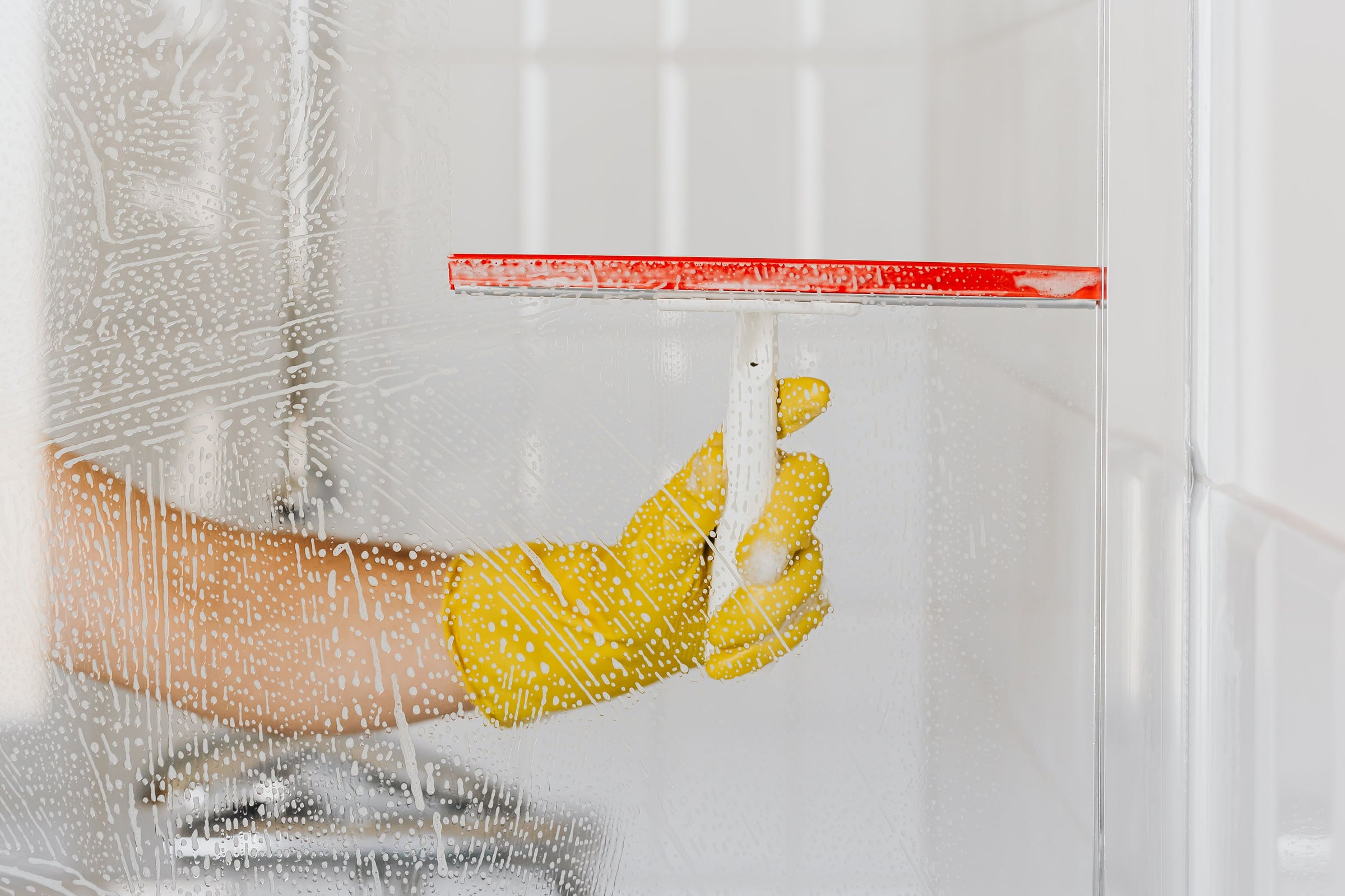 Window, Blind & Lamp Cleaning